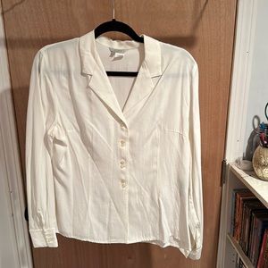 Zara women blouse. Retro. Cream linen. Double button detail.